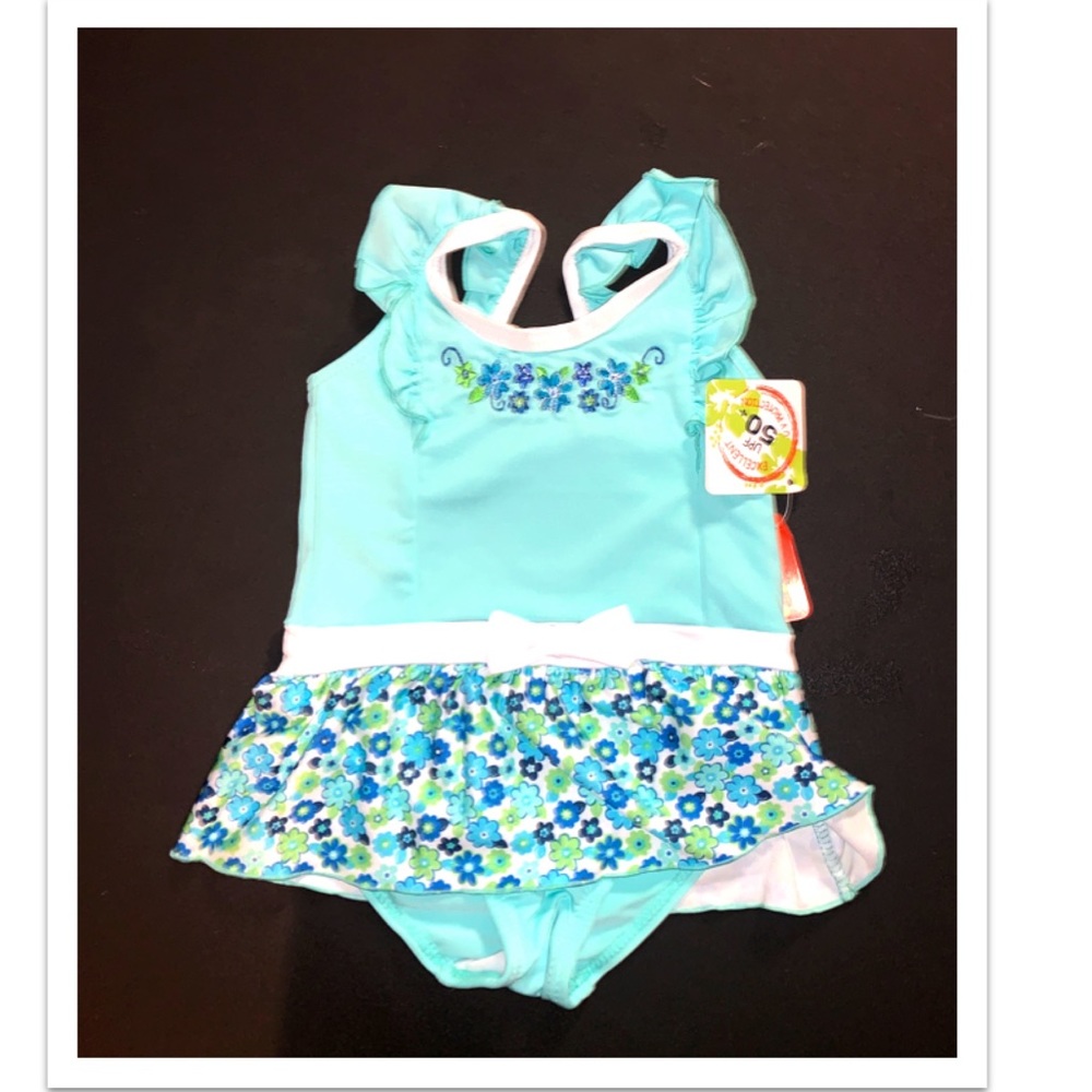 Adorable toddler girl one piece swimsuit!